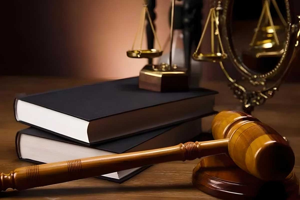 وکیل پایه یک دادگستری محمود جهان تیغ در زاهدان